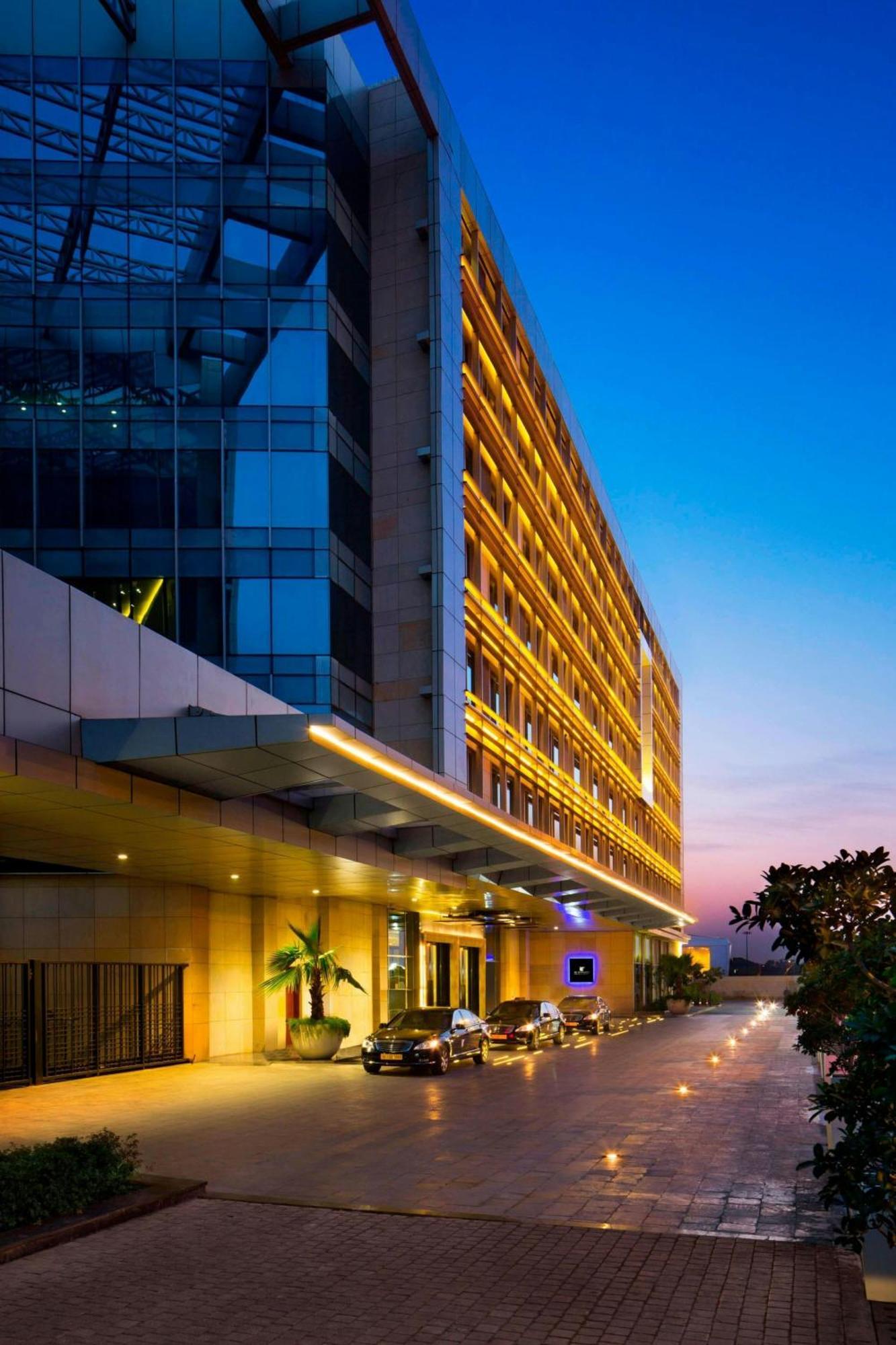 Jw Marriott Hotel New Delhi Aerocity Exterior foto The Park, New Delhi